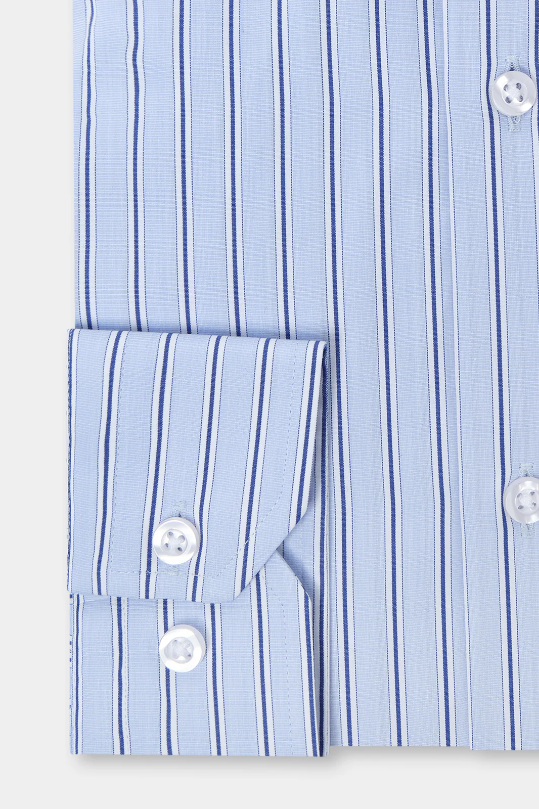 Chemise col français à rayure - Marine et blanc sur fond bleu ciel - Image 3