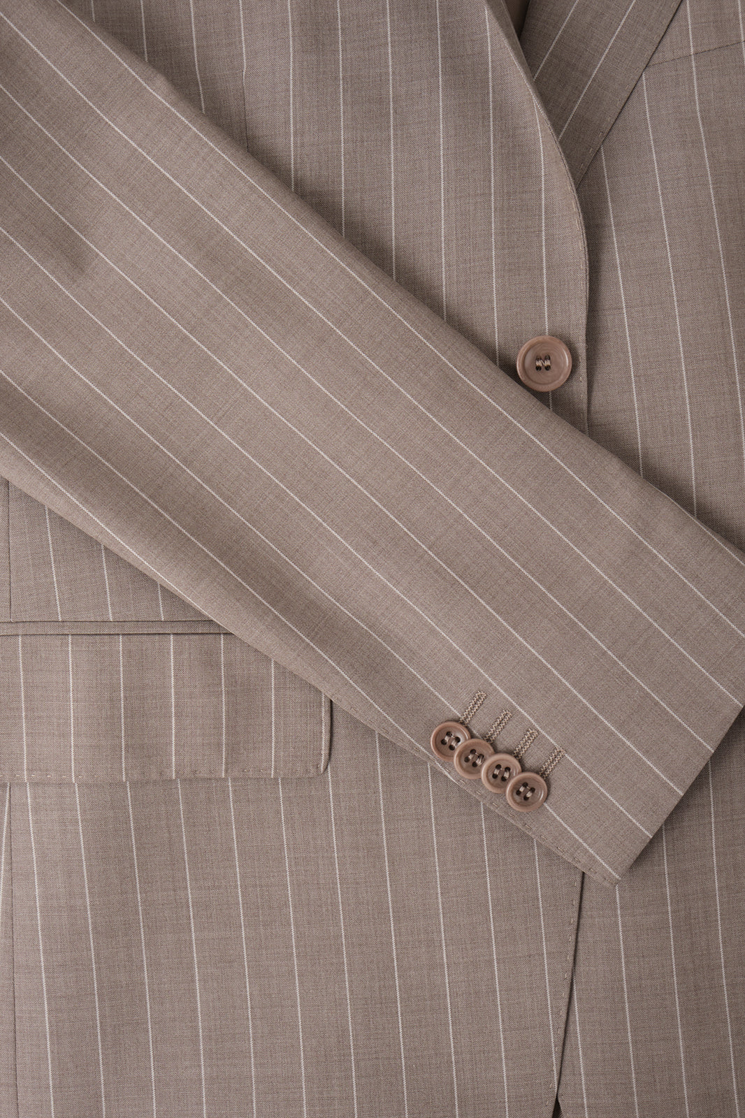 Costume en laine - Beige à rayures blanches - Image 4