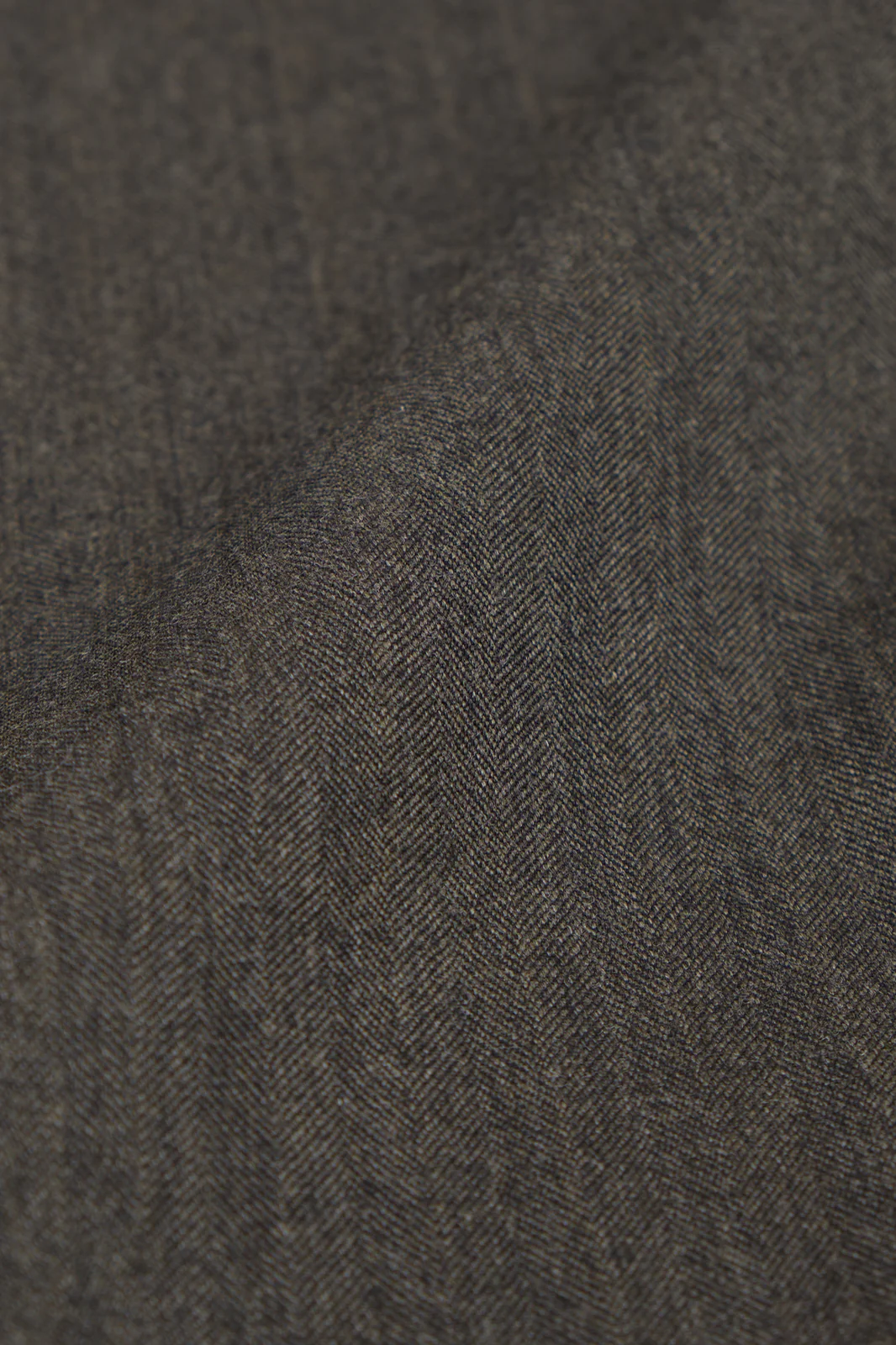 Costume et pantalon pattes de serrage avec une trame chevron - Vert foncé - Image 6