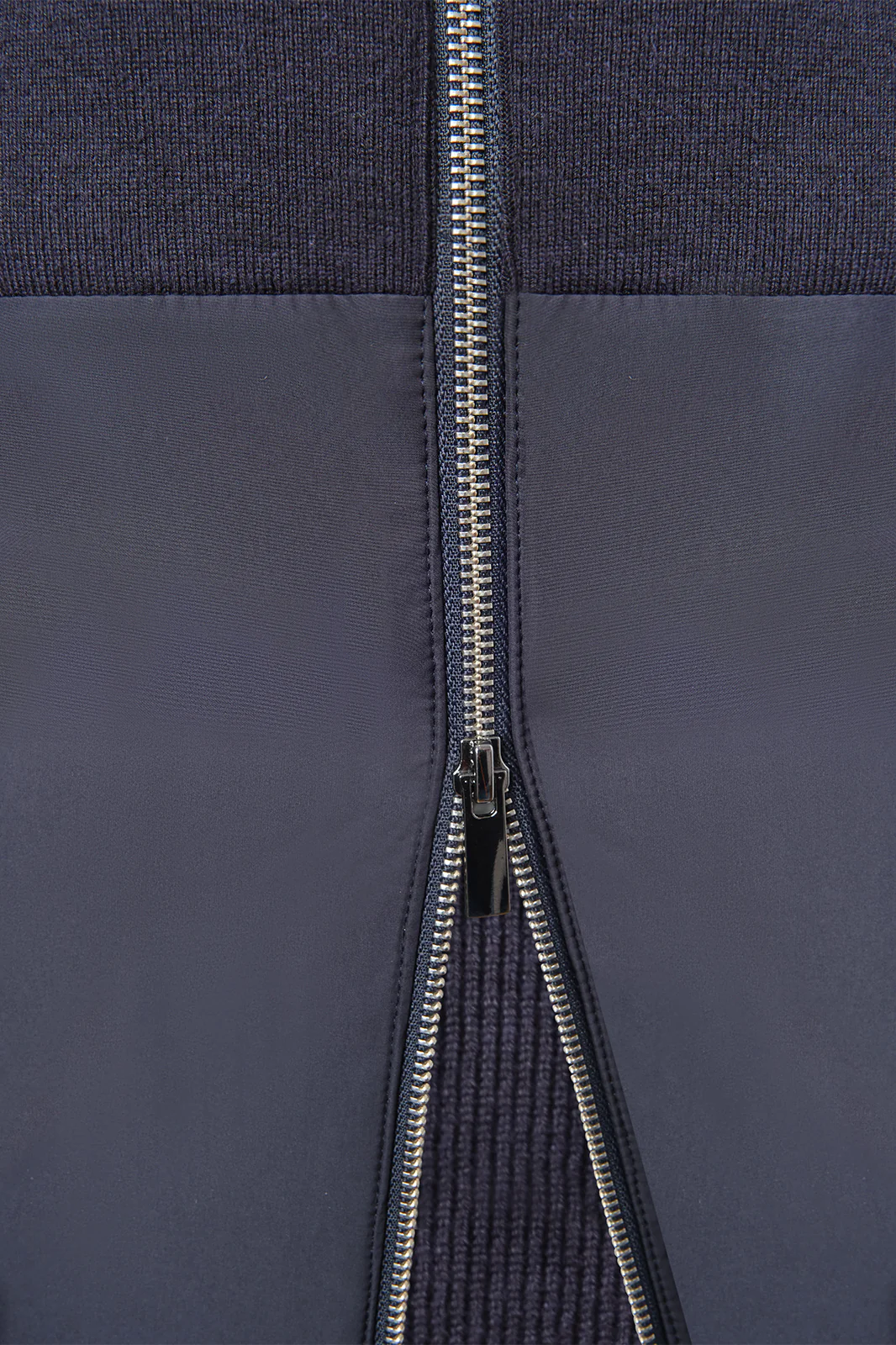 Gilet zippé technique à capuche - Marine - Image 4