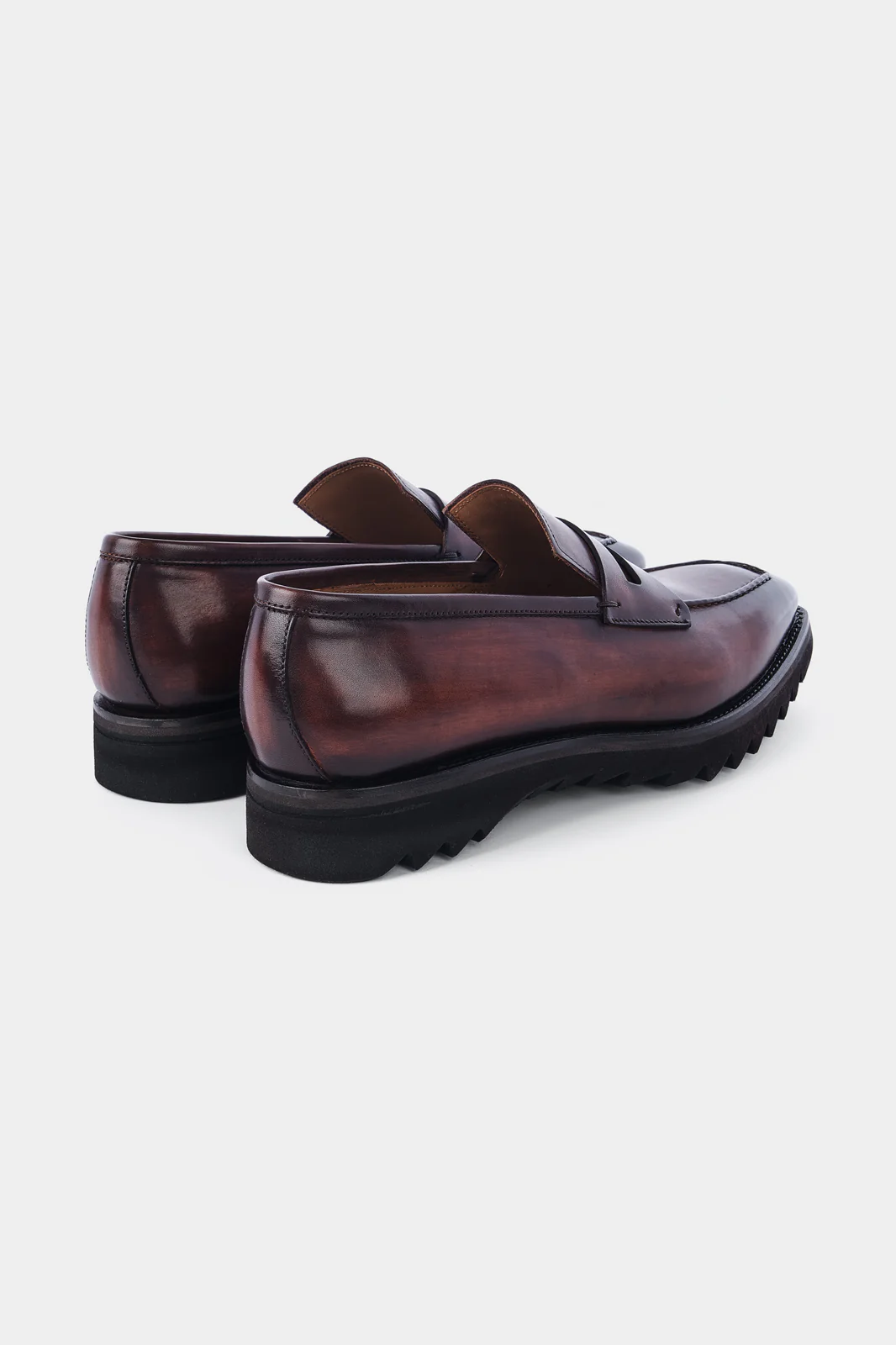Mocassins en cuir patiné avec semelle crantée - Marron - Image 3