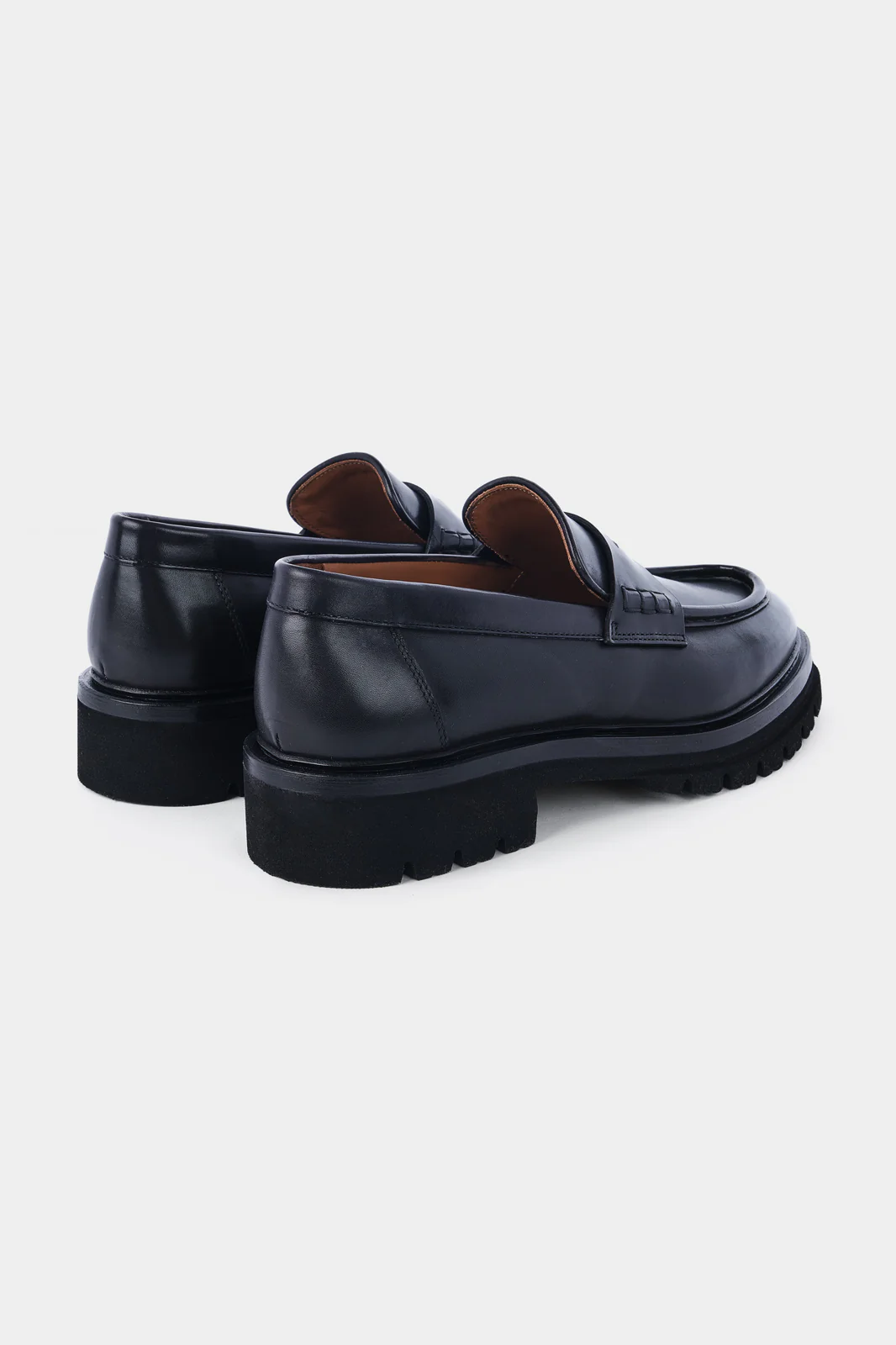 Mocassins en cuir avec semelle épaisse et crantée - Noir - Image 3