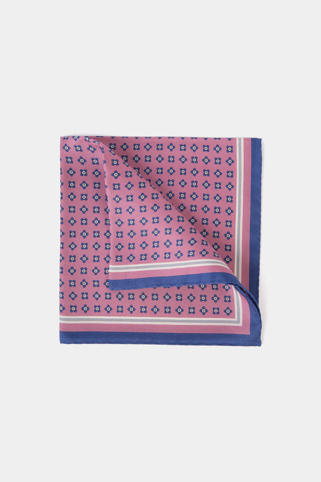 Pochette fond rose à motif floral bleu et blanc