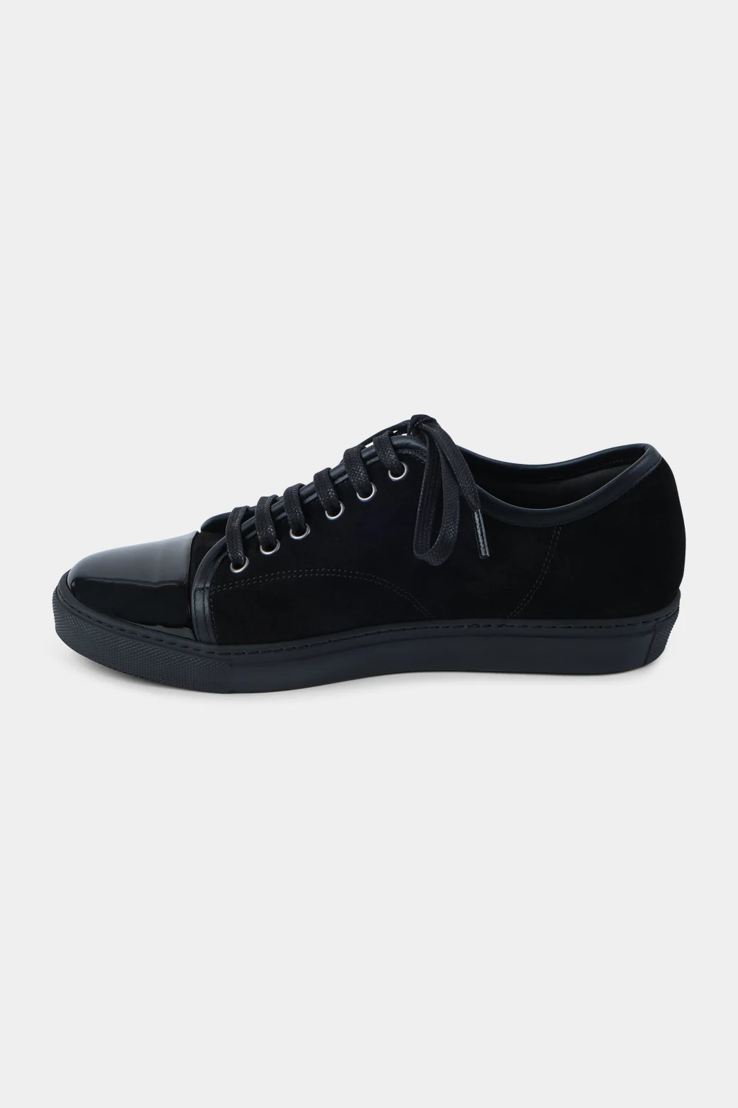 Sneaker bout verni et semelle noire - Noir - Image 5